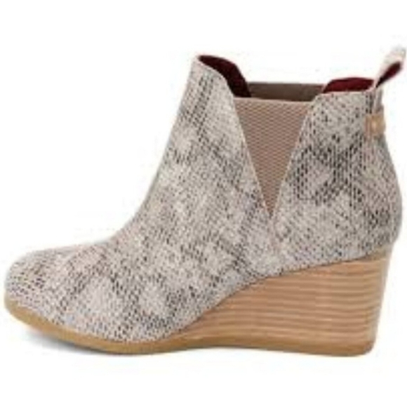 Toms Snakeskin Wedge 11 - Picture 2 of 5